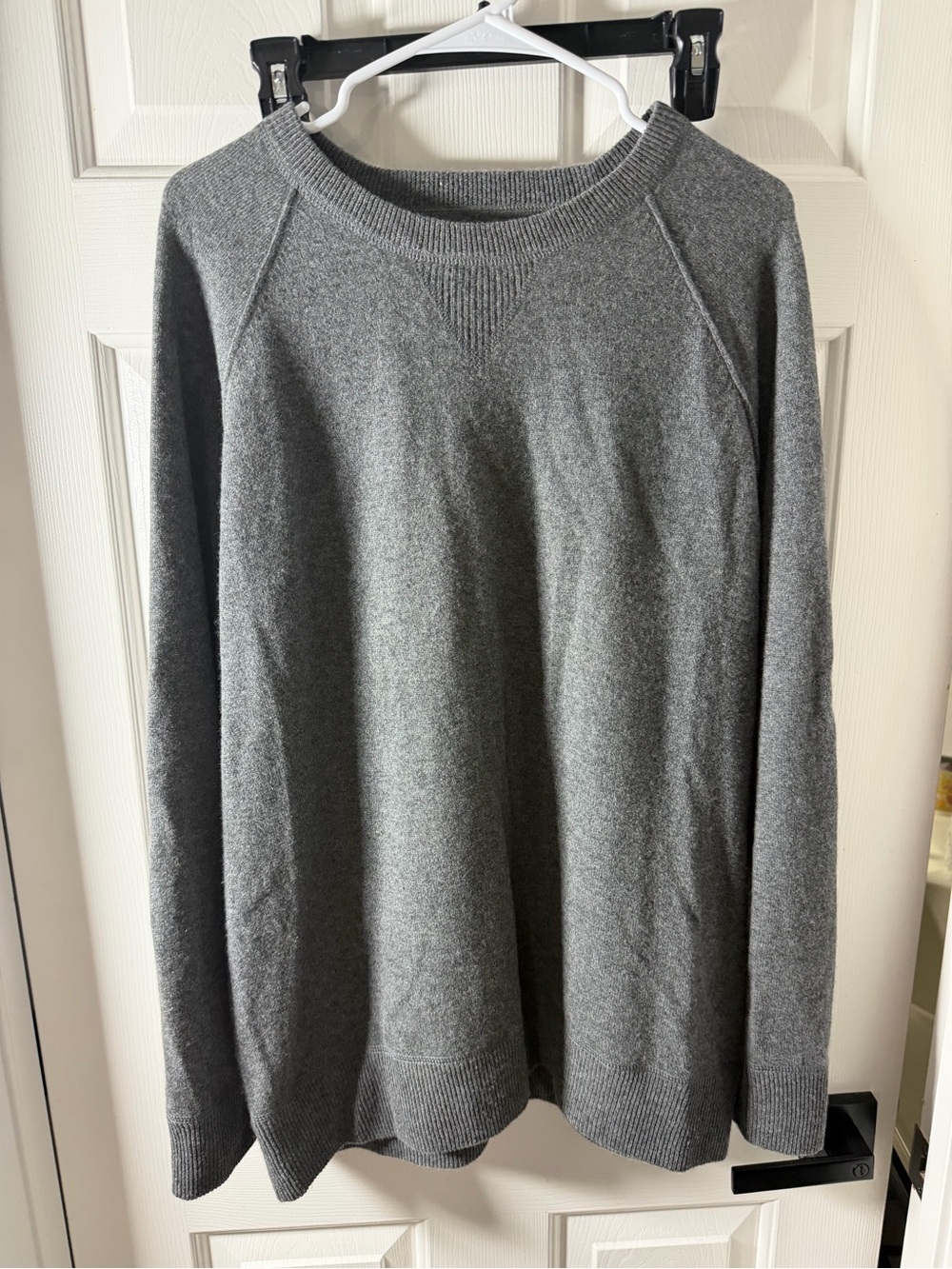 American Eagle Outfitters Gray Cashmere Crewneck Sweater